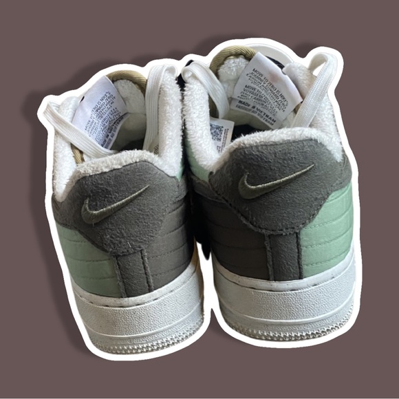 Nike Air Force 1 '07 LX Low
Toasty Oil Green - Picture 4 of 5